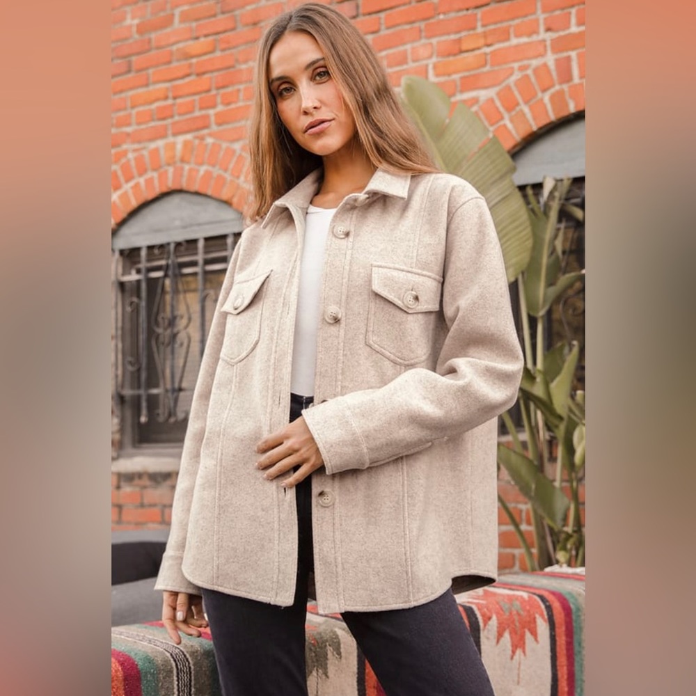 NWT Lulus in with the new shacket beige XS